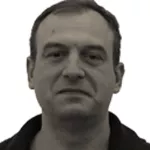 Сакис Адамидис